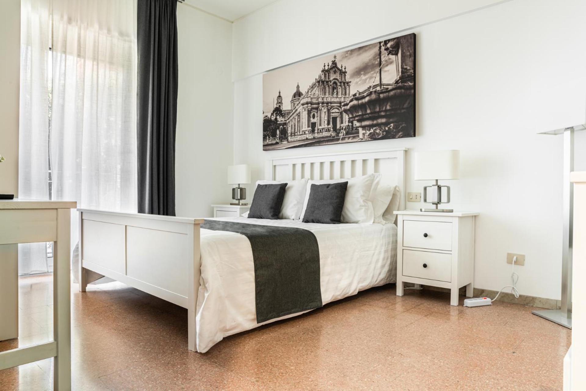 Отель Aulino House Катания Экстерьер фото