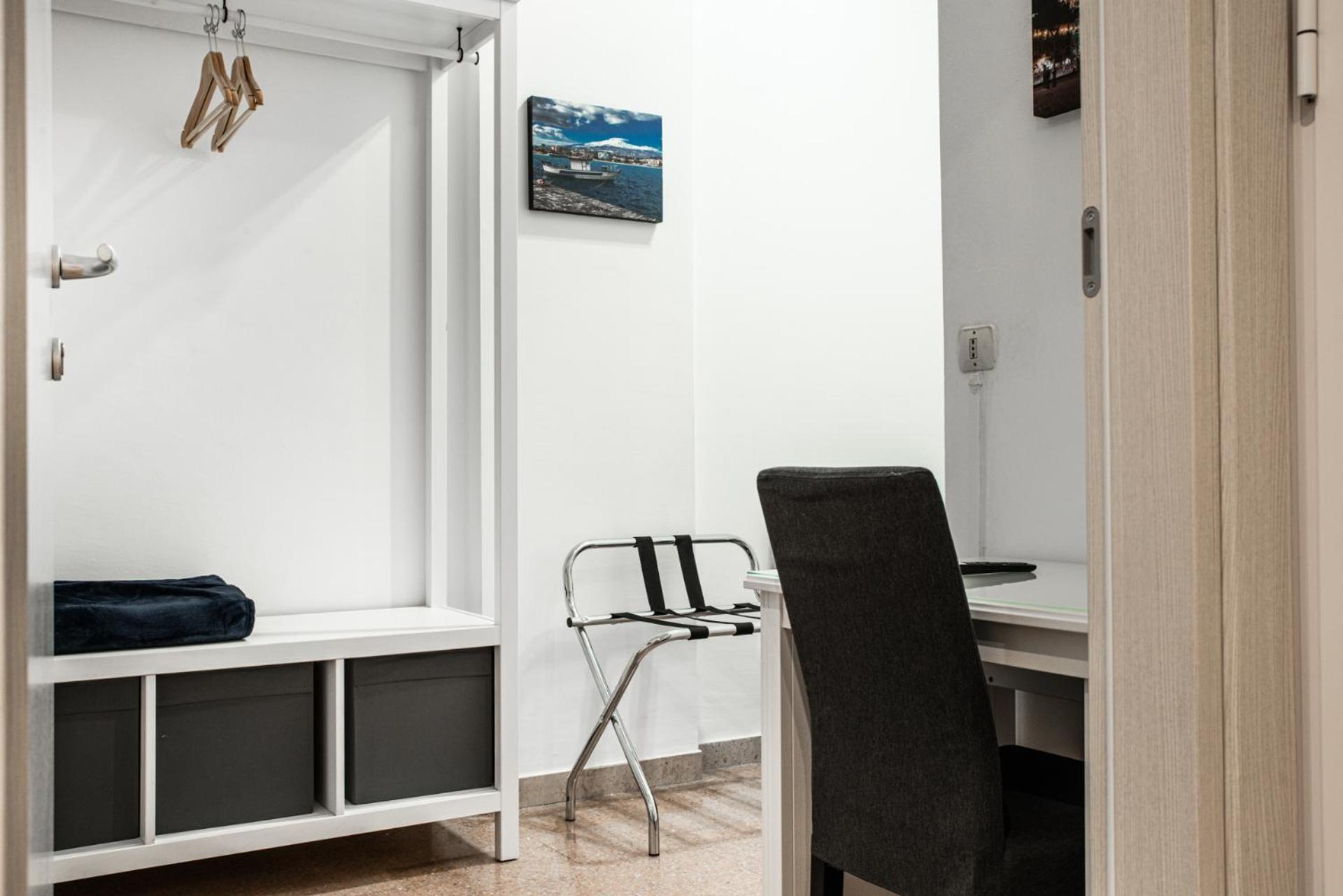 Отель Aulino House Катания Экстерьер фото